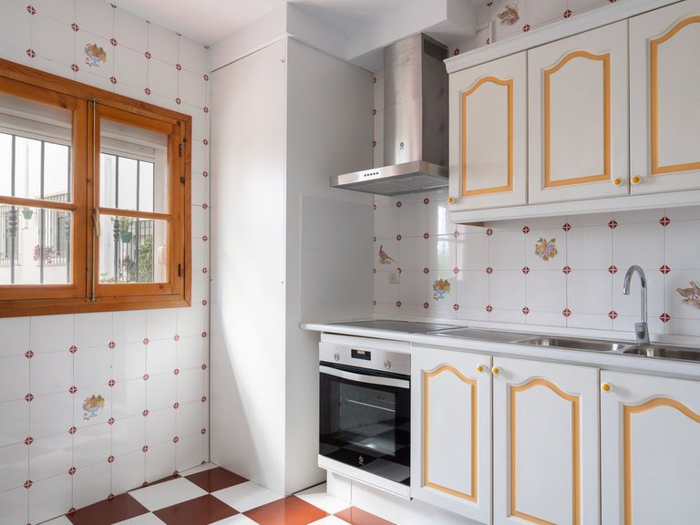 Villa for Sale in Estepona, Malaga 10