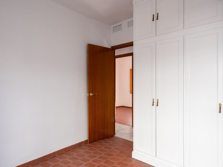 Villa for Sale in Estepona, Malaga 23