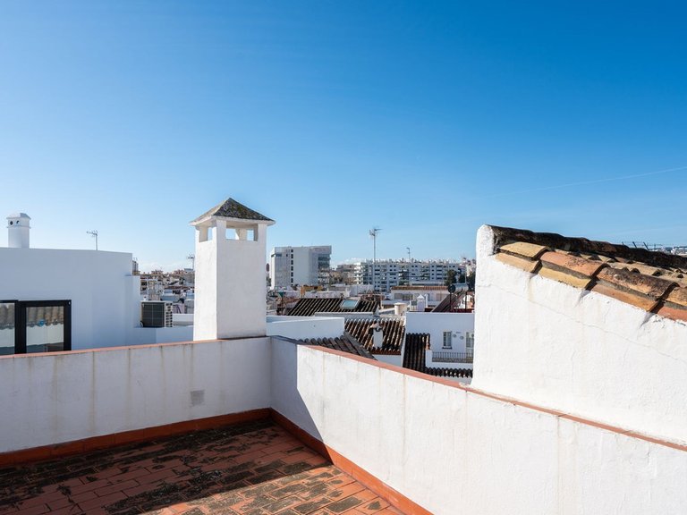 Villa for Sale in Estepona, Malaga 31