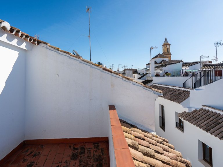 Villa for Sale in Estepona, Malaga 32