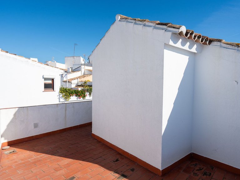Villa for Sale in Estepona, Malaga 33