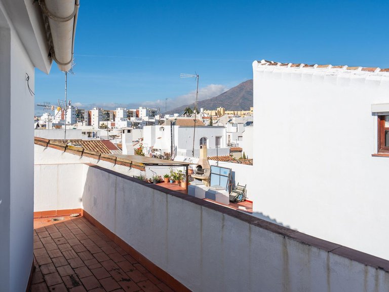 Villa for Sale in Estepona, Malaga 35