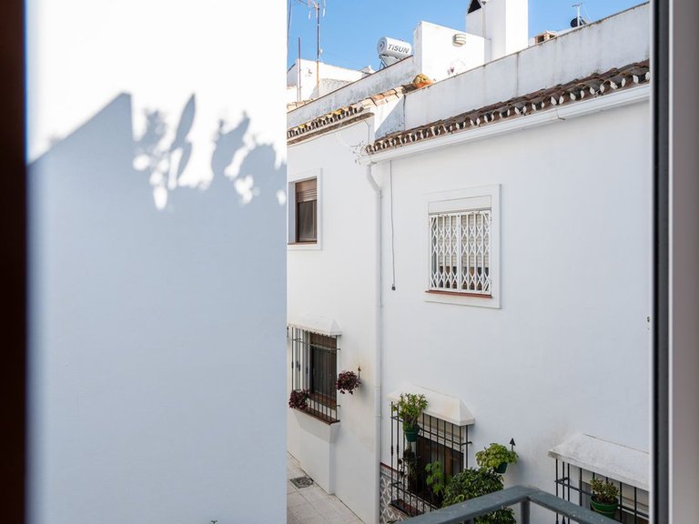 Villa for Sale in Estepona, Malaga 38