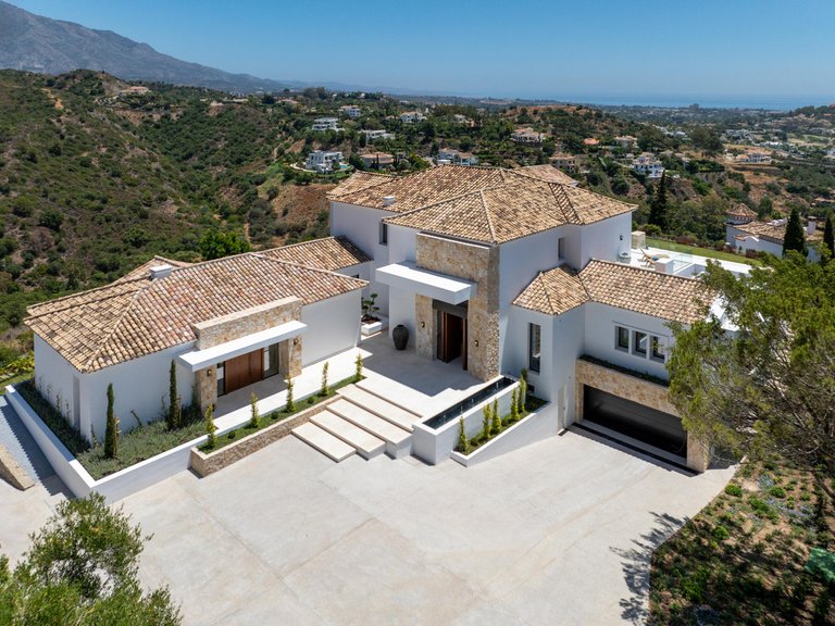 Villa for Sale in Costa del Sol Benahavís, Malaga 36