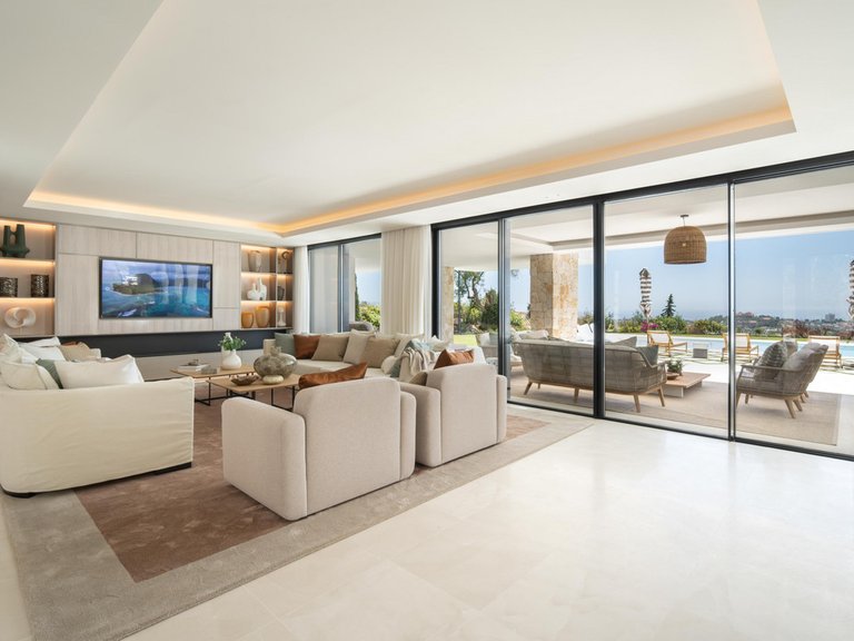 Villa for Sale in Costa del Sol Benahavís, Malaga 4