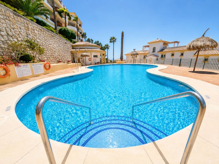 Apartment for Sale in Calahonda, Malaga 2