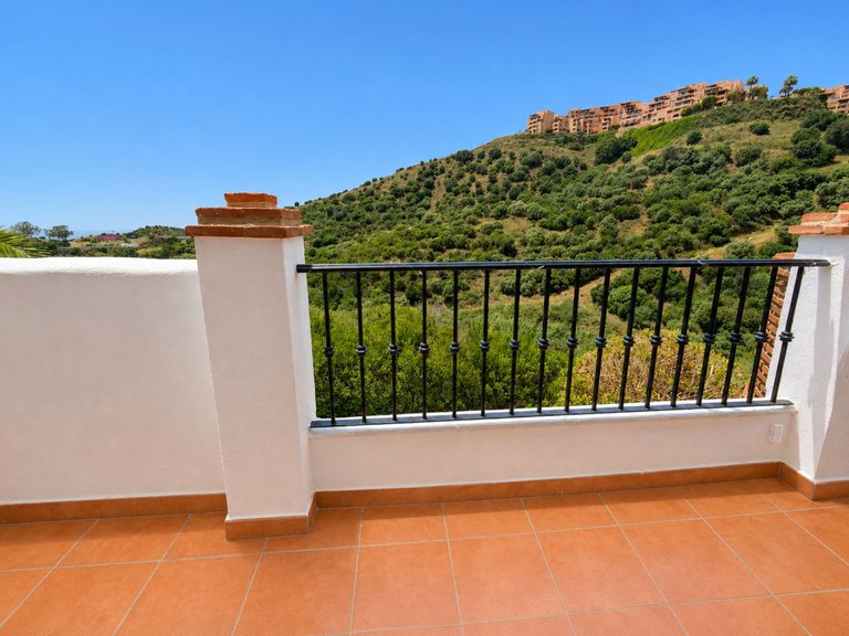 Apartment for Sale in Calahonda, Malaga 21