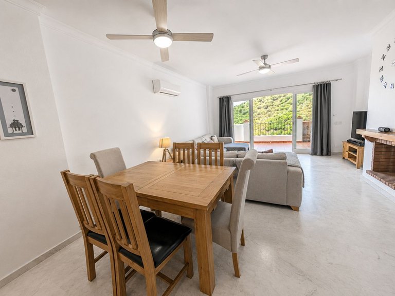 Apartment for Sale in Calahonda, Malaga 6