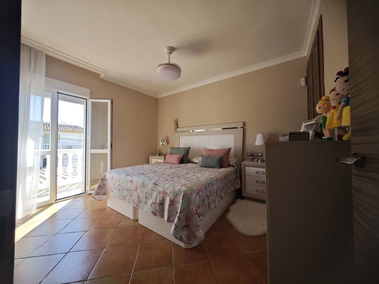 Villa for Sale in Benalmadena, Malaga 28