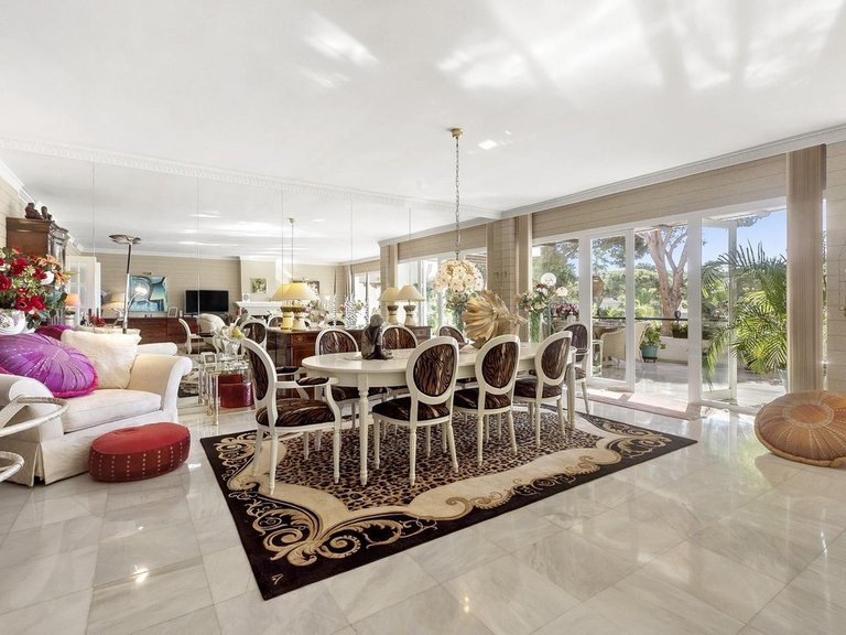 Apartment for Sale in New Golden Mile, Malaga 5
