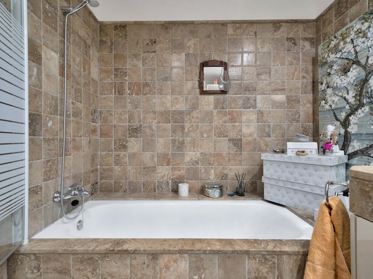 Apartment for Sale in Atalaya, Malaga 26