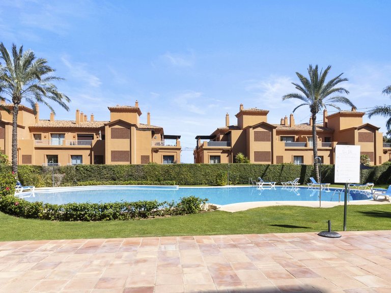 Apartment for Sale in Atalaya, Malaga 39
