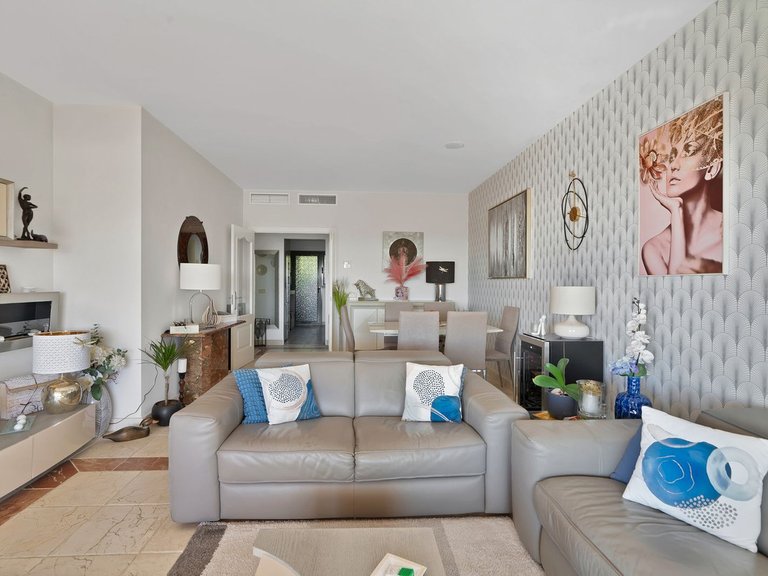 Apartment for Sale in Atalaya, Malaga 7