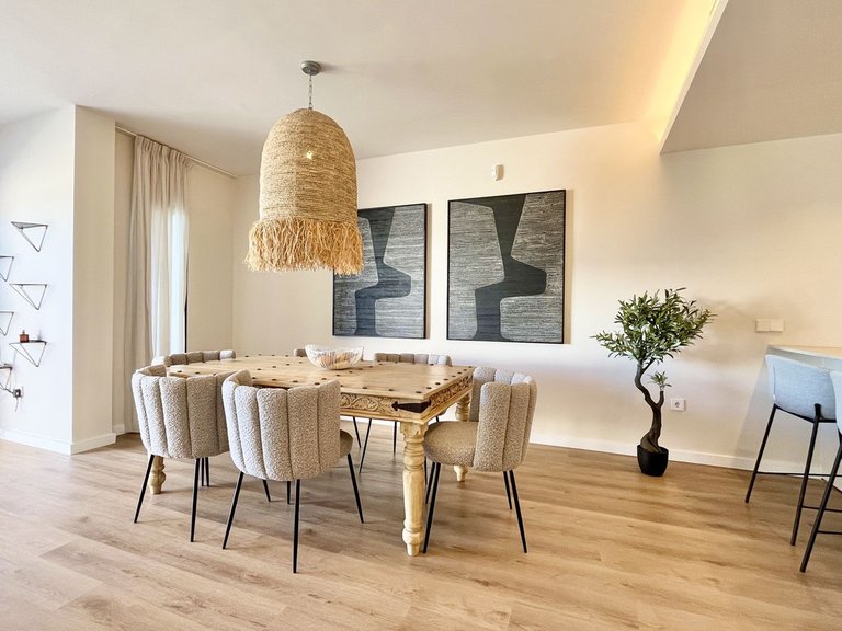 Villa for Sale in Elviria, Malaga 12