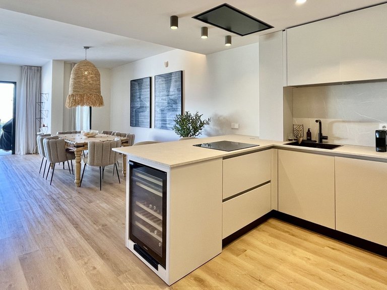 Villa for Sale in Elviria, Malaga 13