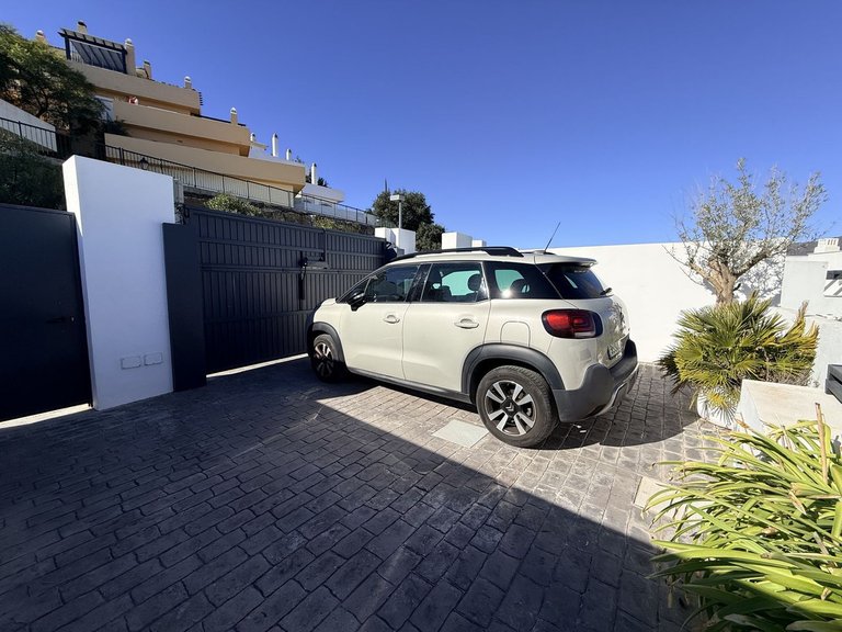 Villa for Sale in Elviria, Malaga 35