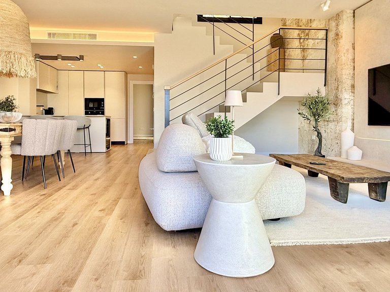 Villa for Sale in Elviria, Malaga 9