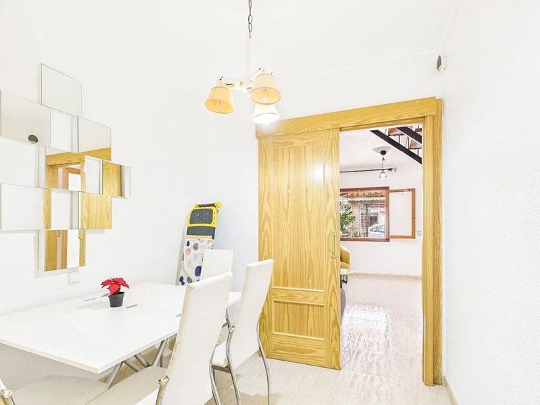 Villa for Sale in Los Alcazares, Murcia 10