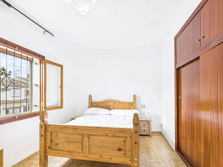 Villa for Sale in Los Alcazares, Murcia 12
