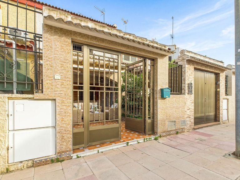 Villa for Sale in Los Alcazares, Murcia 15