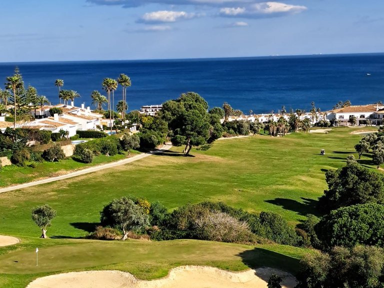 Apartment for Sale in La Duquesa, Malaga 20
