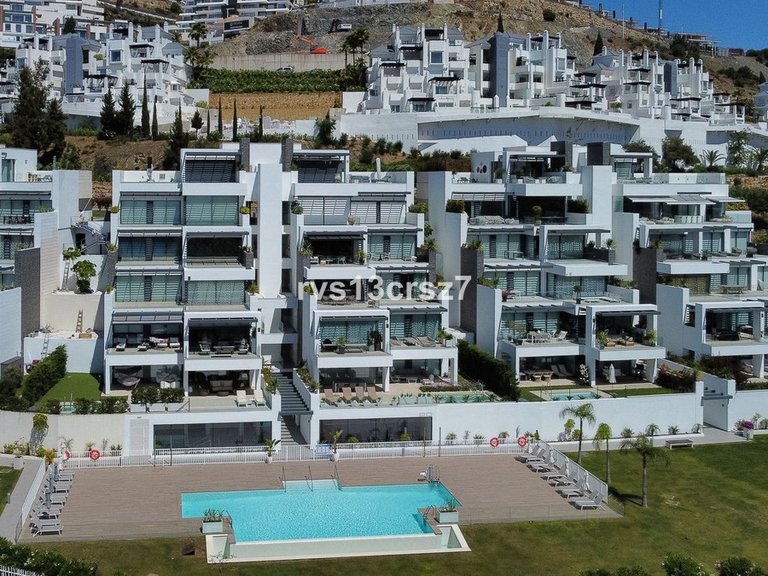 Apartment for Sale in Benahavís, Malaga 1