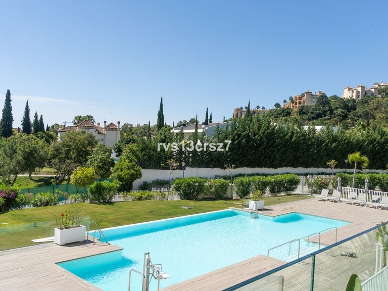 Apartment for Sale in Benahavís, Malaga 37