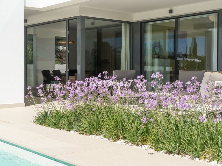 Apartment for Sale in Benahavís, Malaga 38