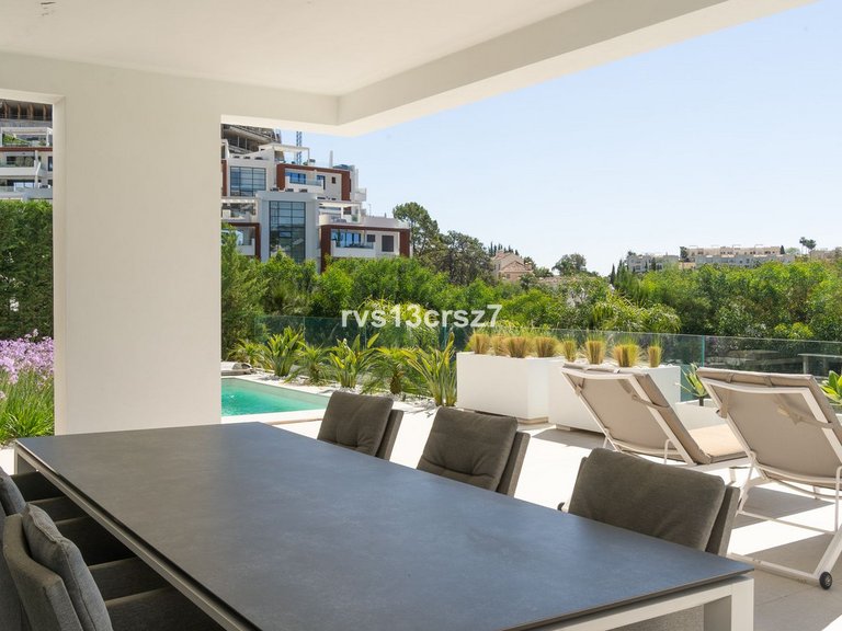 Apartment for Sale in Benahavís, Malaga 39