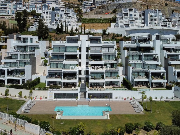 Apartment for Sale in Benahavís, Malaga 47