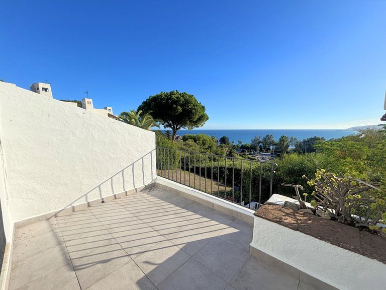 Villa for Sale in Casares Playa, Malaga 1