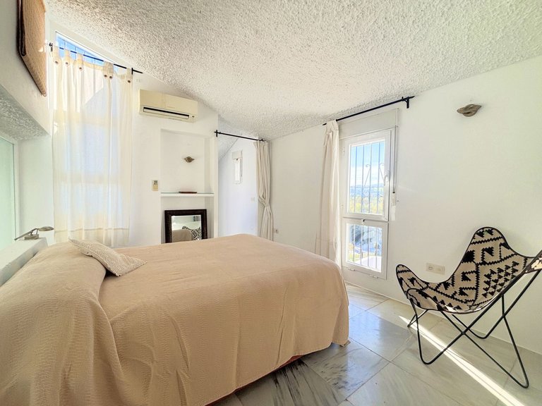 Villa for Sale in Casares Playa, Malaga 21