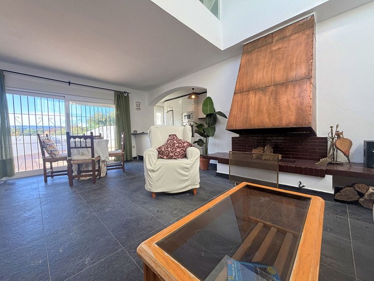 Villa for Sale in Casares Playa, Malaga 6