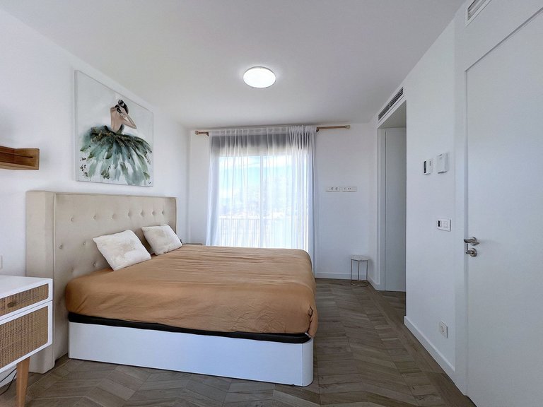 Villa for Sale in Artola, Malaga 13