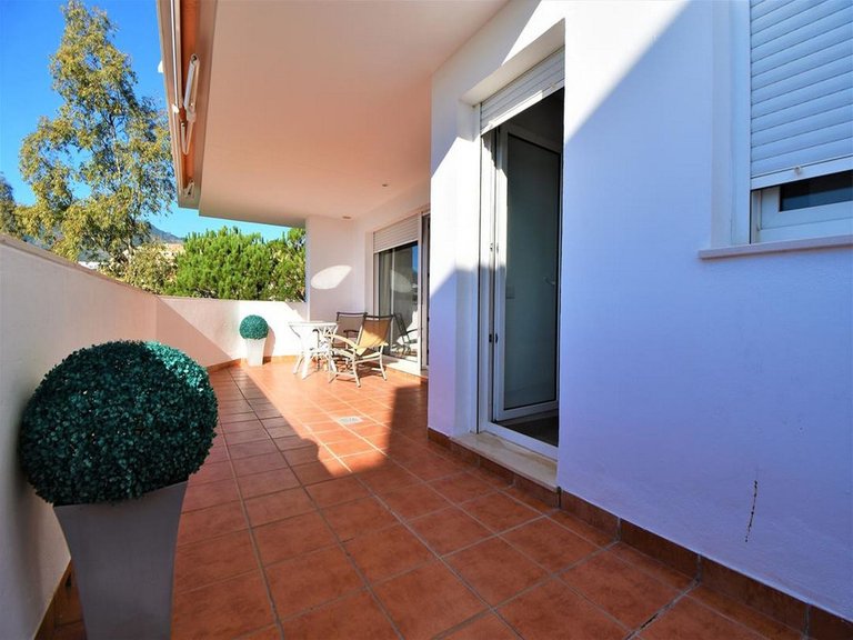 Apartment for Sale in Benalmadena Costa, Malaga 11