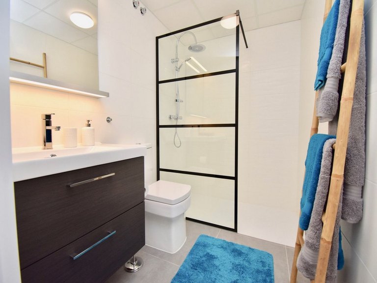 Apartment for Sale in Benalmadena Costa, Malaga 7