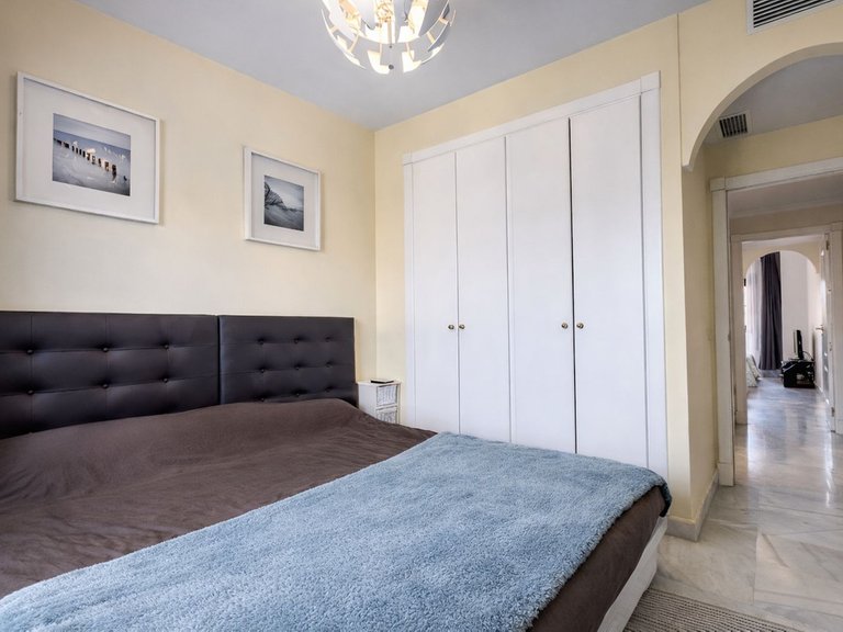 Apartment for Sale in Hacienda Del Sol, Malaga 10