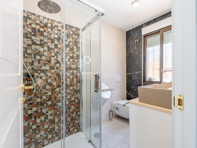 Villa for Sale in Benalmadena, Malaga 11