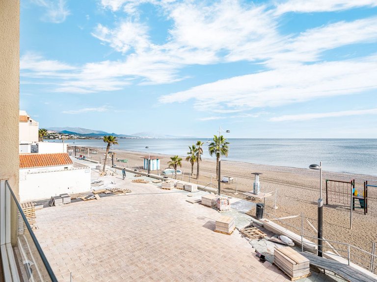 Villa for Sale in San Luis De Sabinillas, Malaga 3