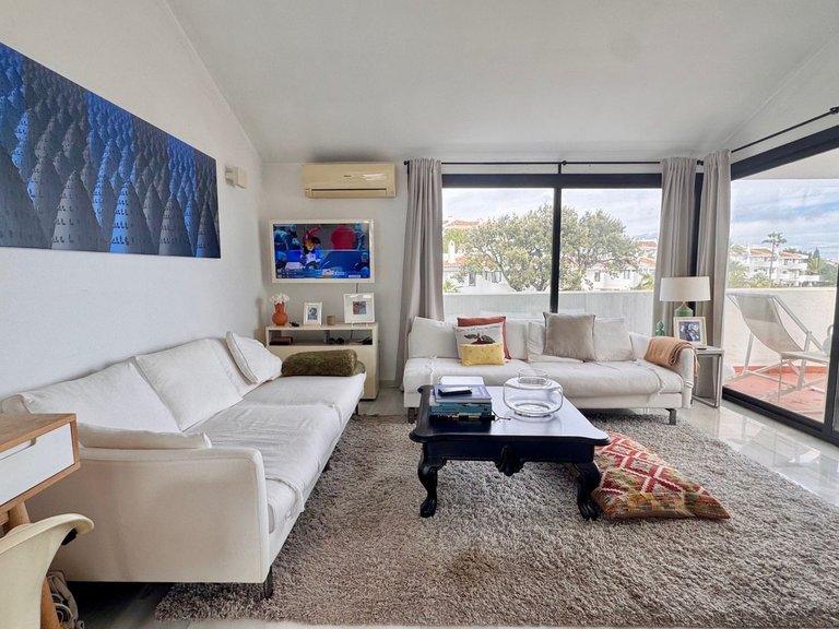 Apartment for Sale in Calahonda, Malaga 1