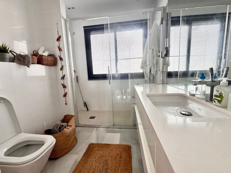 Apartment for Sale in Calahonda, Malaga 16