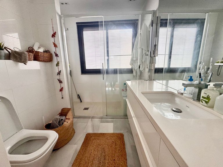 Apartment for Sale in Calahonda, Malaga 17