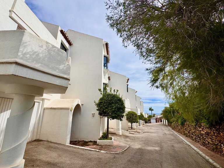 Apartment for Sale in Calahonda, Malaga 19