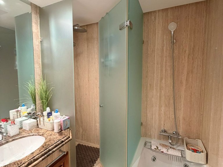 Apartment for Sale in New Golden Mile, Malaga 15