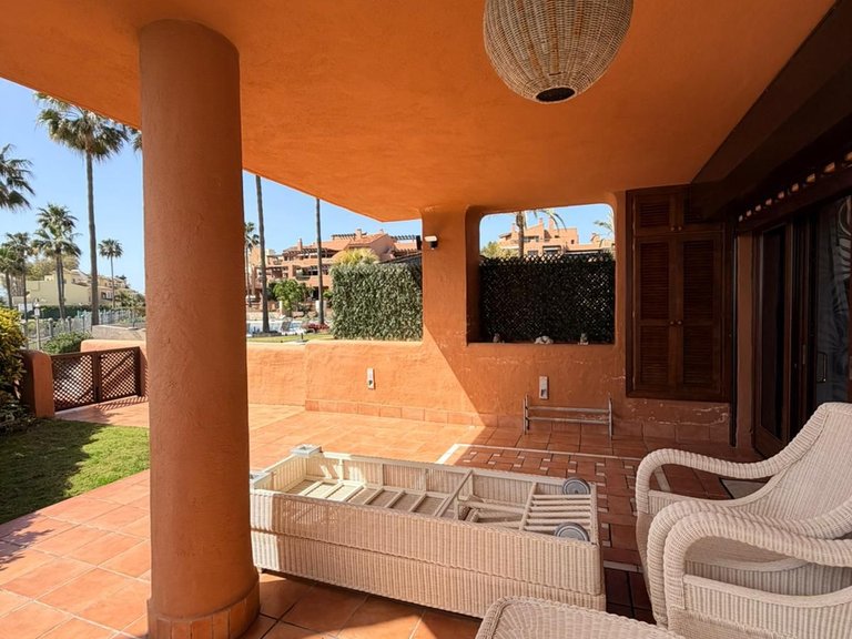Apartment for Sale in New Golden Mile, Malaga 2