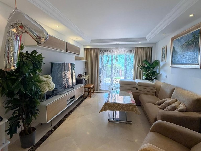 Apartment for Sale in New Golden Mile, Malaga 7
