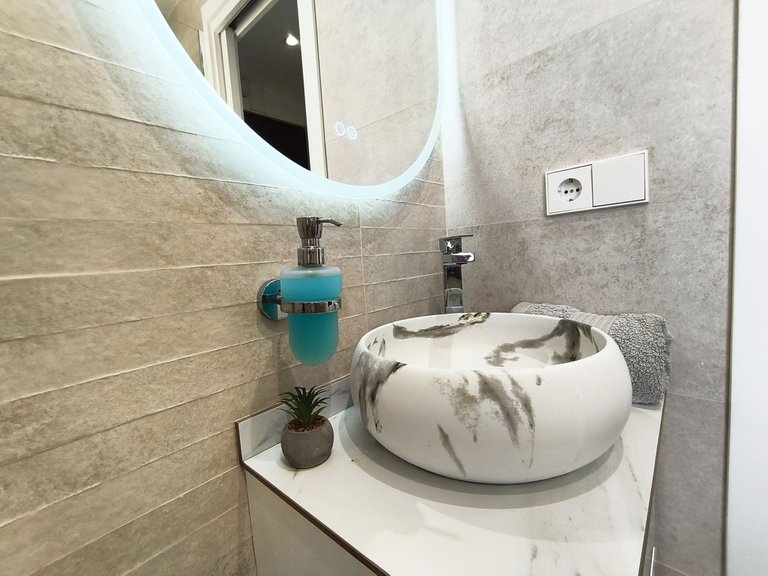 Apartment for Sale in Benalmadena Costa, Malaga 28
