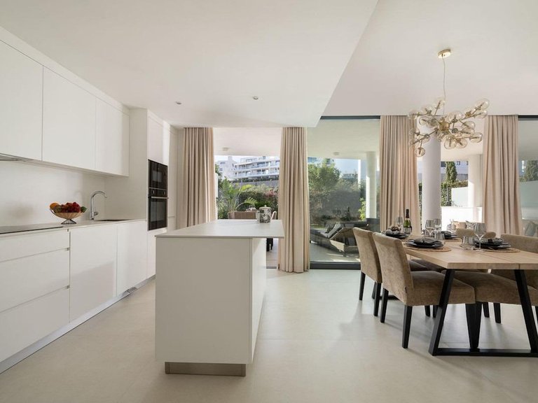 Apartment for Sale in Higueron, Malaga 3