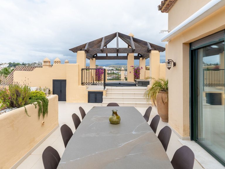 Apartment for Sale in Atalaya, Malaga 26