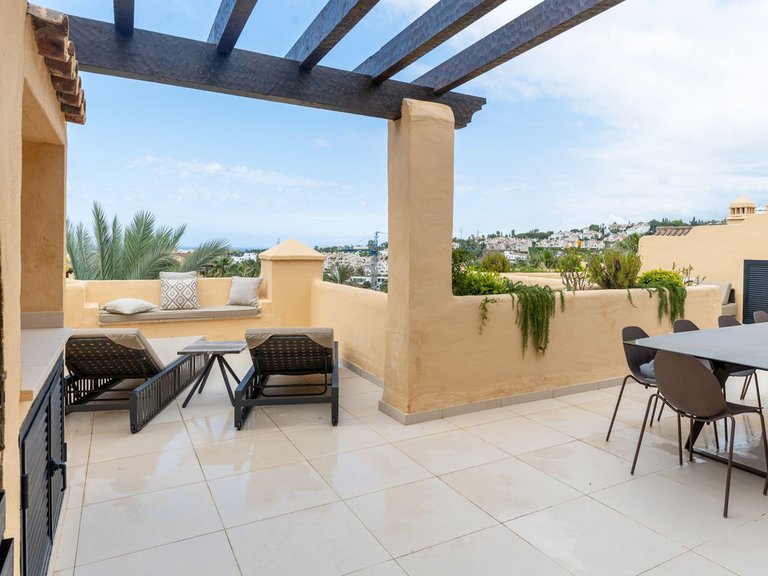 Apartment for Sale in Atalaya, Malaga 27